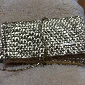 Laura Geller Woven Metallic Gold make up brush bag & wrap Strap holds 9 brushes